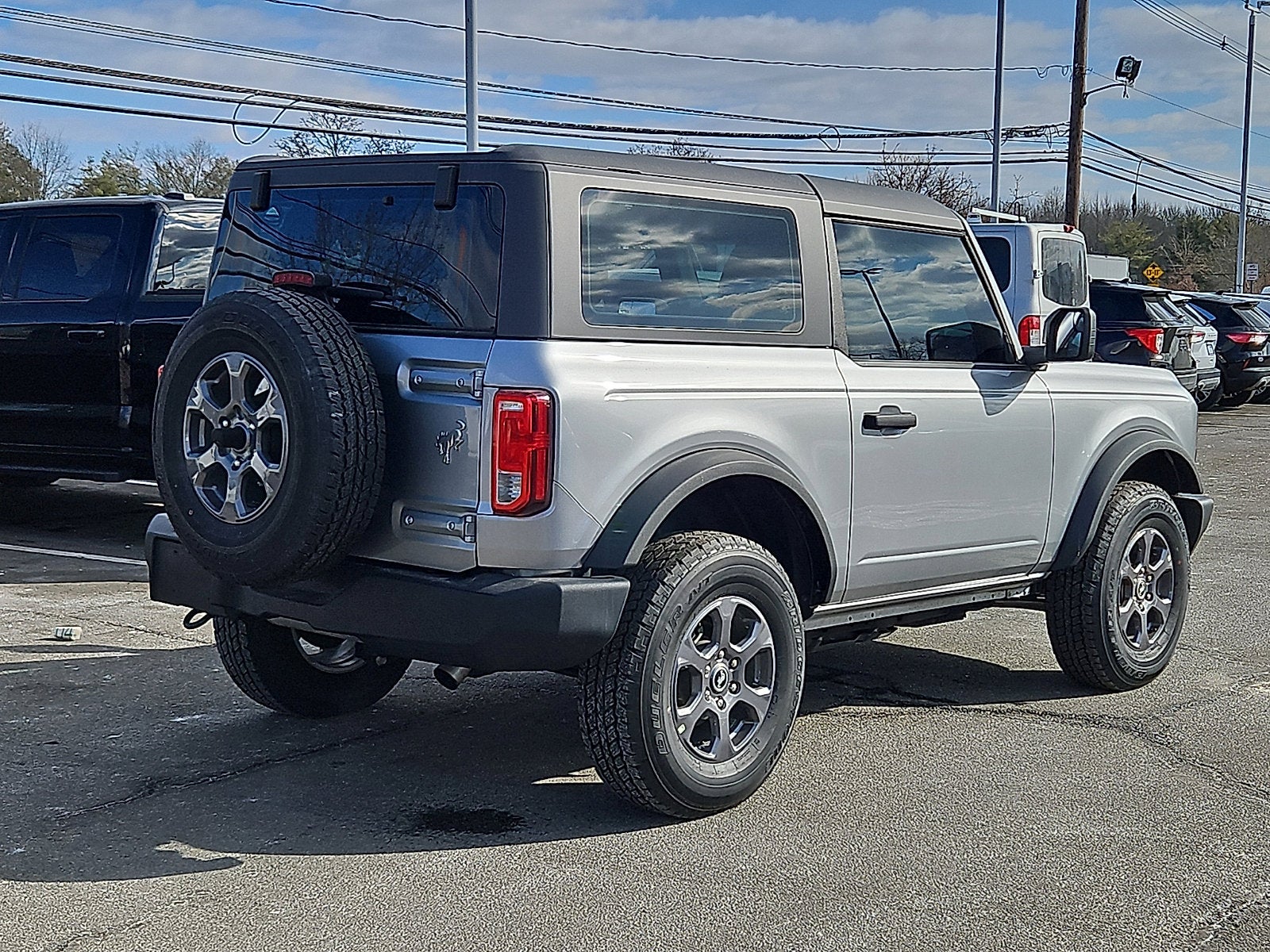 2023 Ford Bronco Base