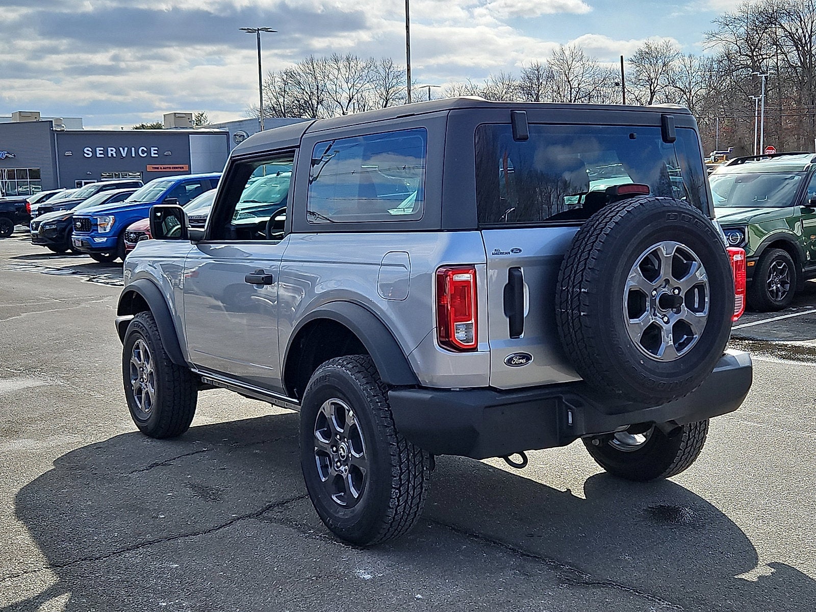 2023 Ford Bronco Base