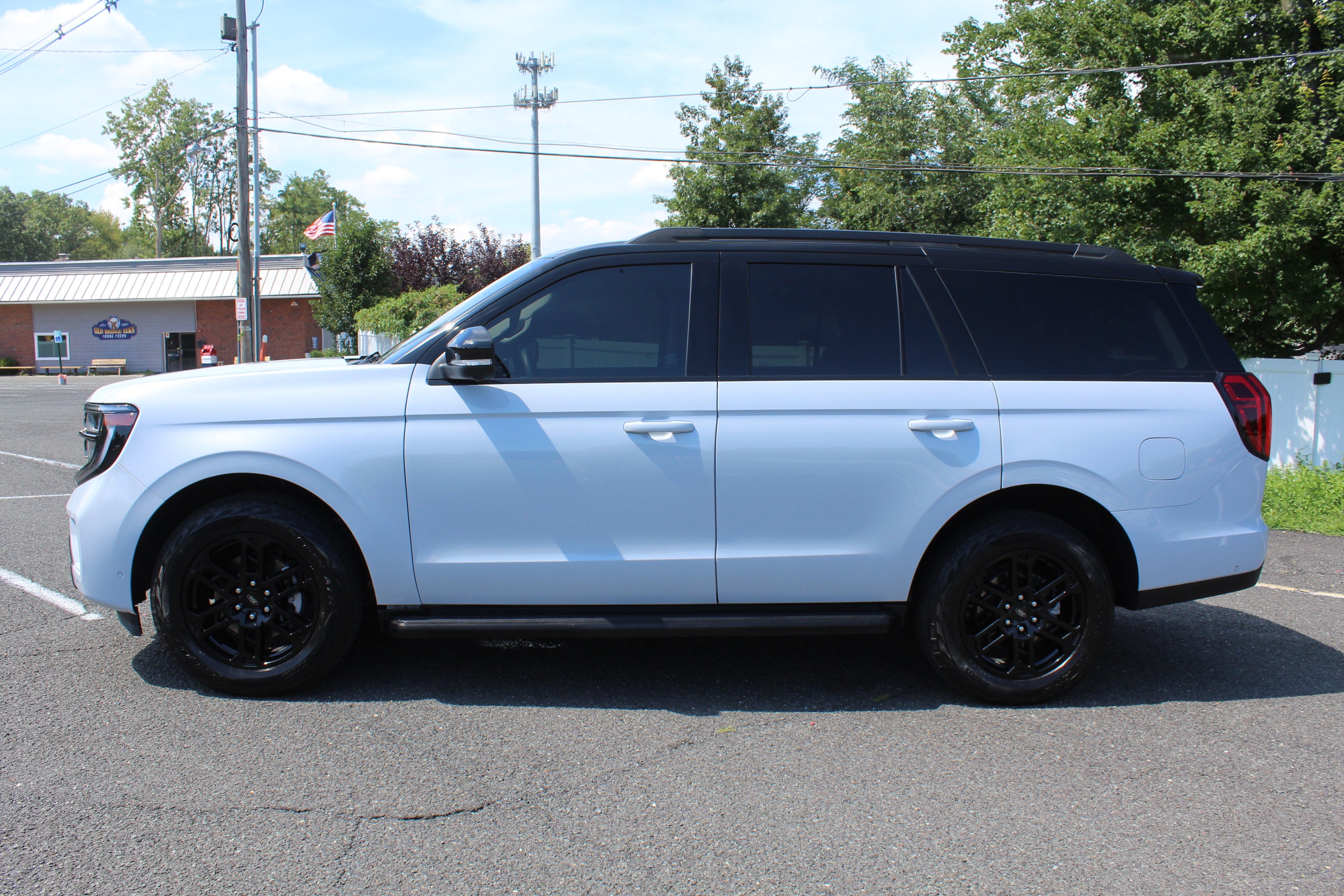 2025 Ford Expedition Active