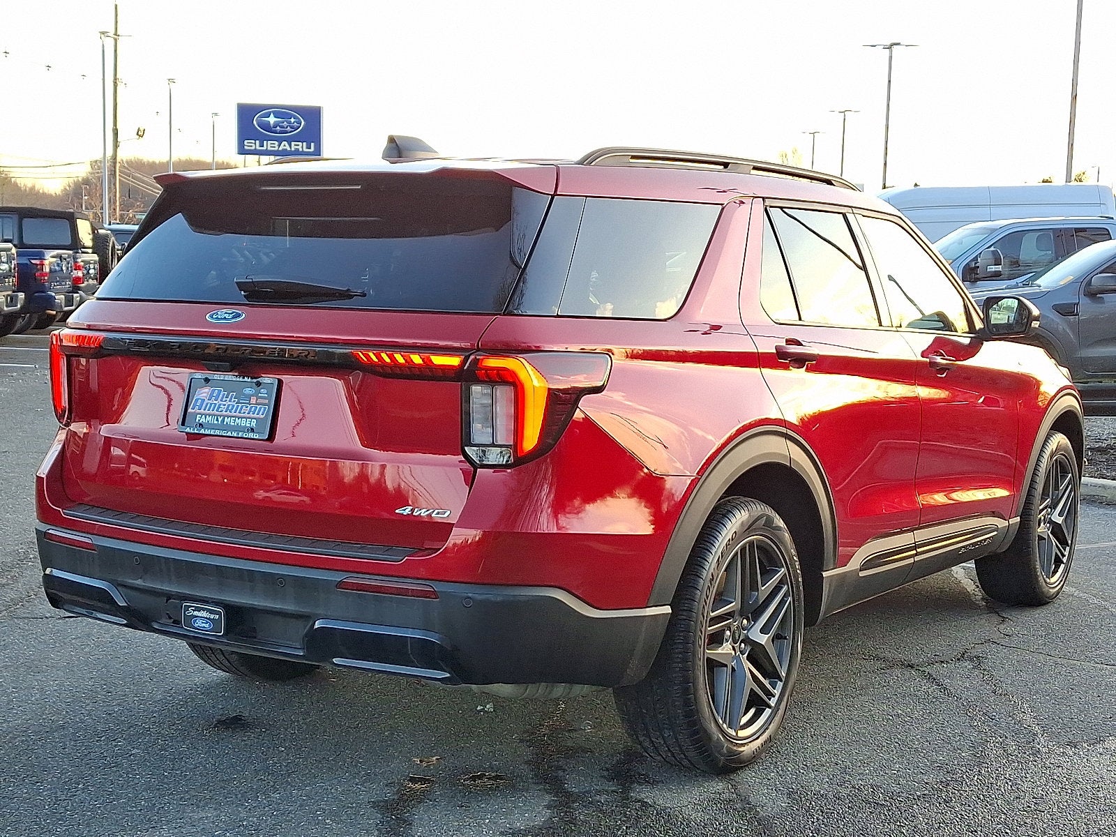 2025 Ford Explorer ST-Line