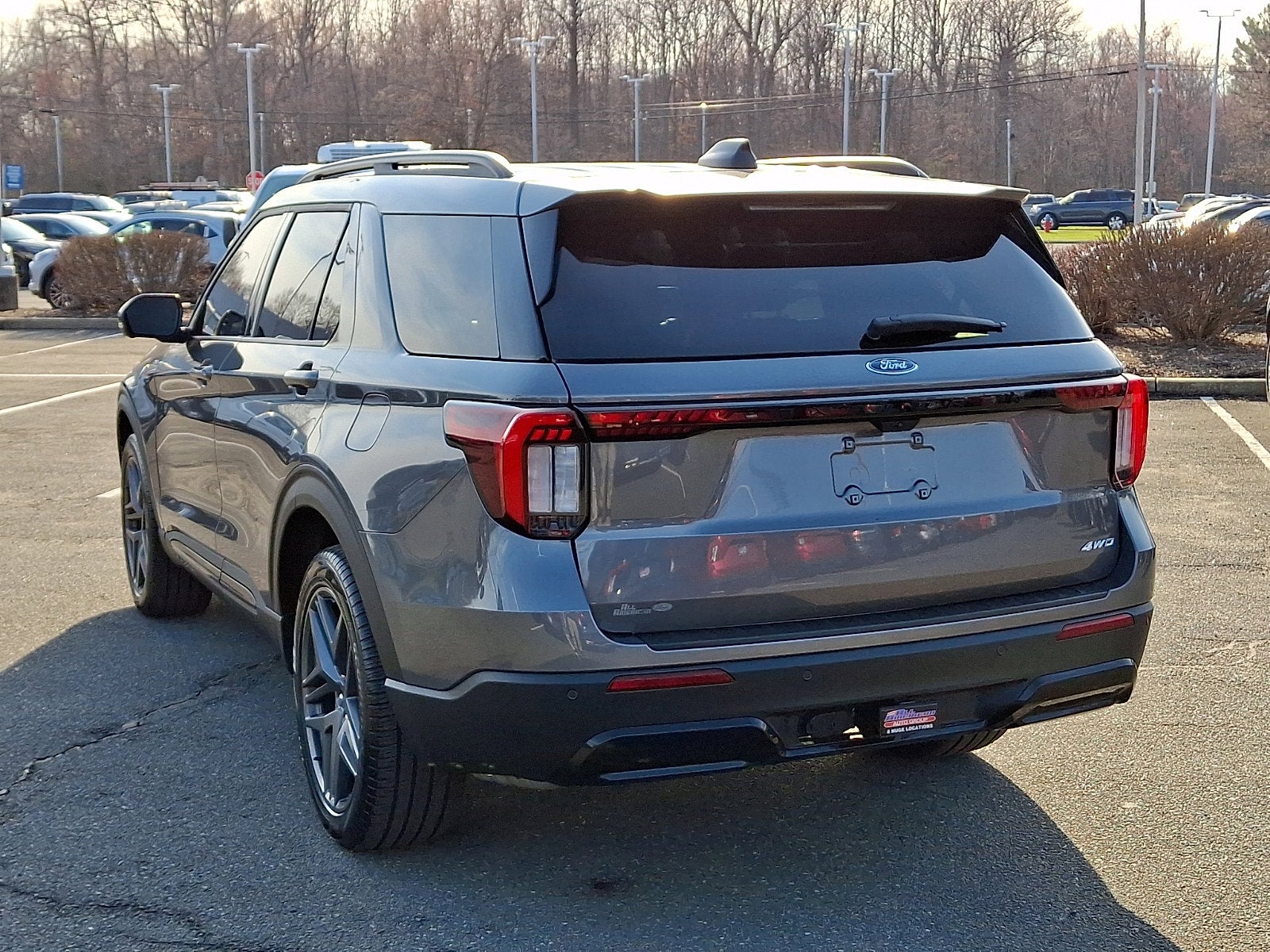 2025 Ford Explorer ST-Line