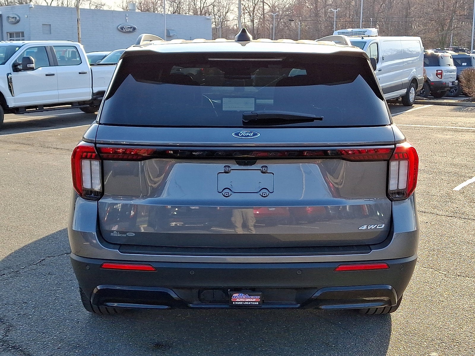 2025 Ford Explorer ST-Line