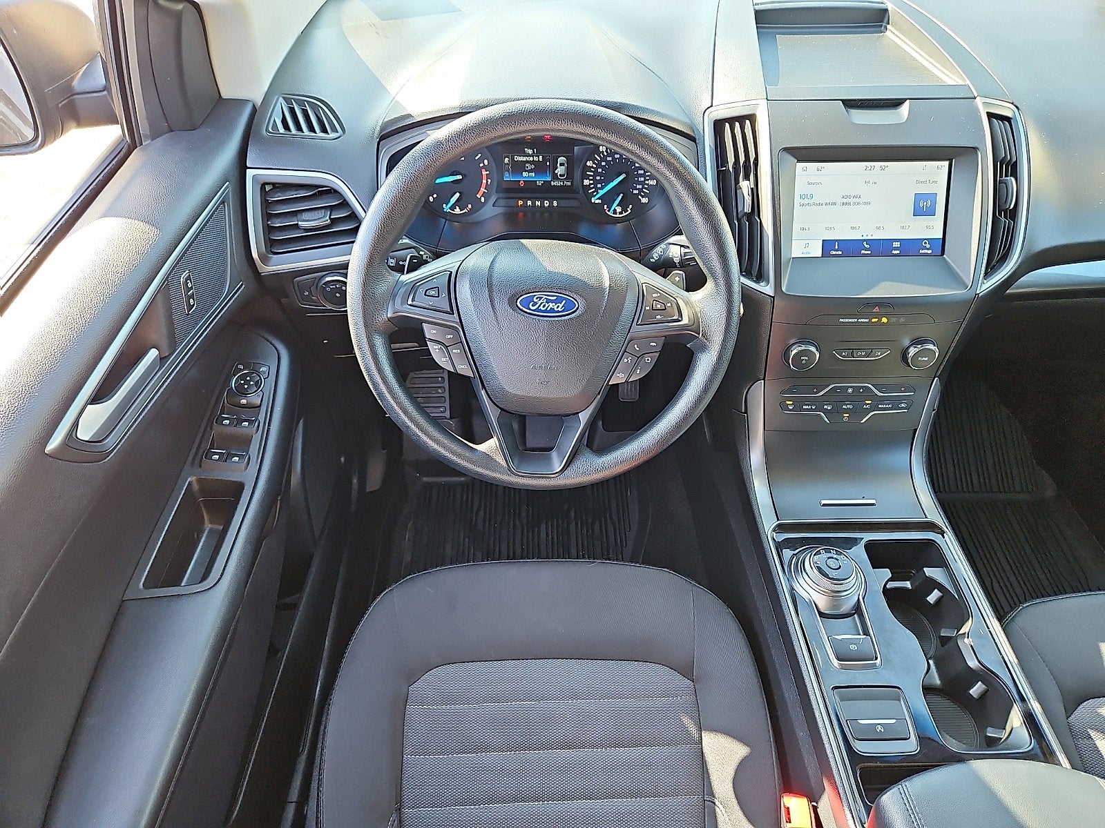 2020 Ford Edge SE