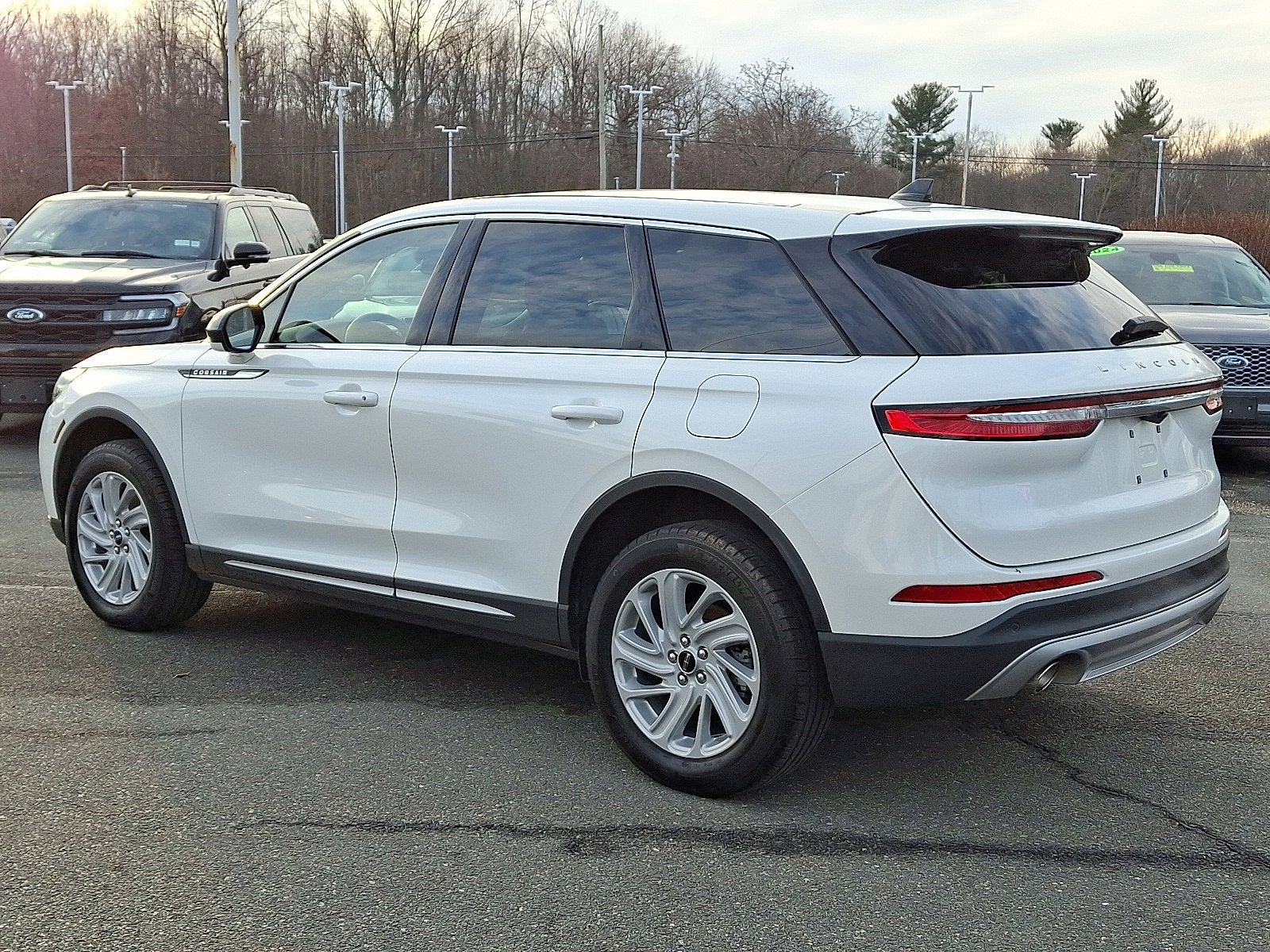 2023 Lincoln Corsair Standard