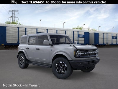2026 Ford Bronco Outer Banks