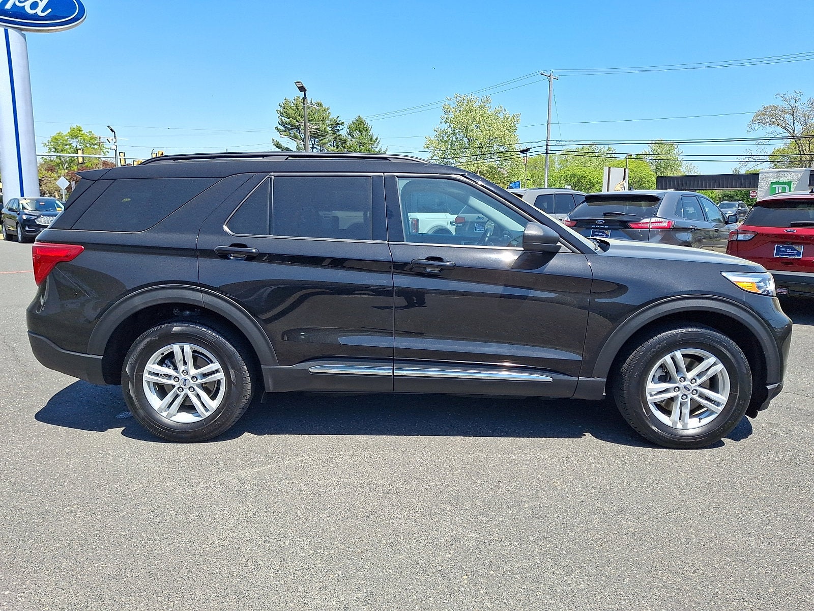 2024 Ford Explorer XLT