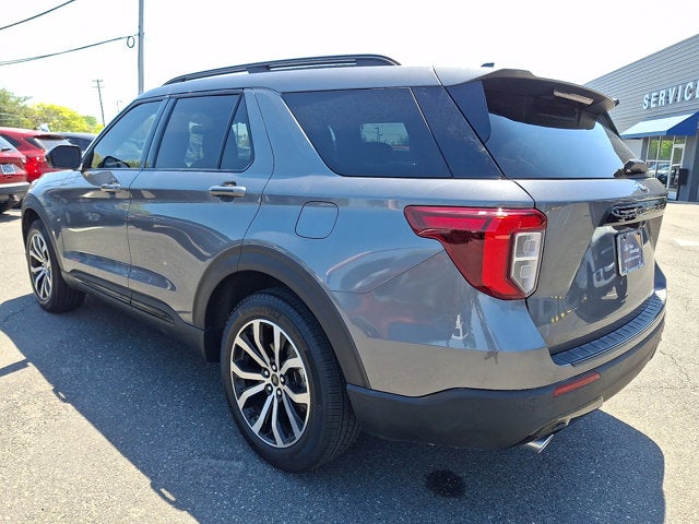 2022 Ford Explorer ST-Line