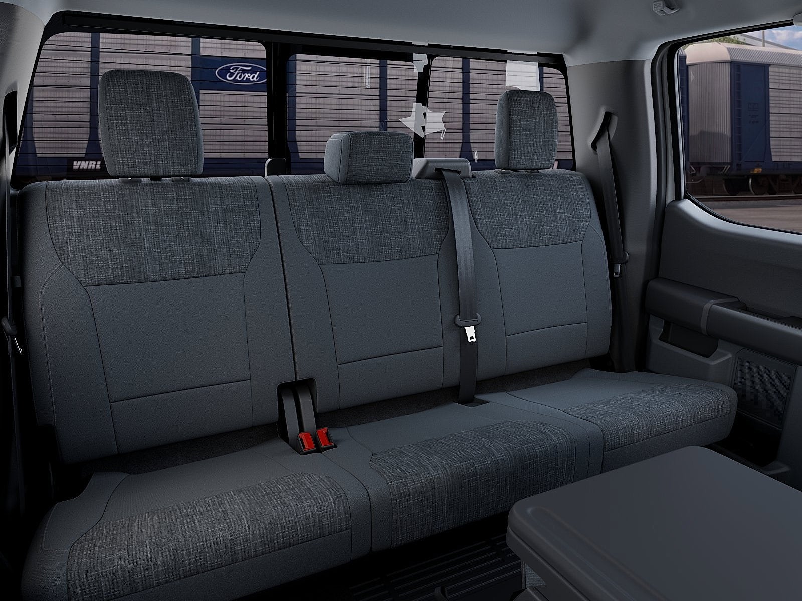 2027 Ford Super Duty F-350 SRW XLT