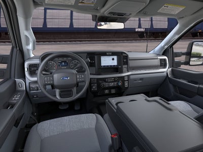 2026 Ford Super Duty F-350 SRW XLT