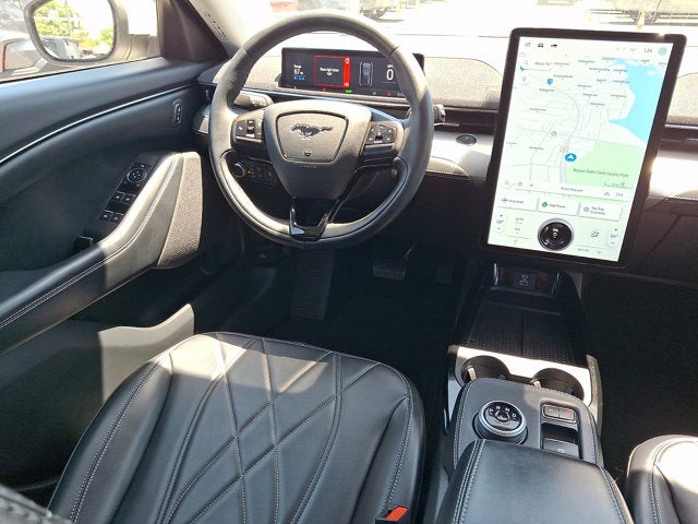 2022 Ford Mustang Mach-E Select