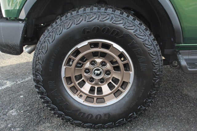 2025 Ford Bronco Sinister Bronze Package