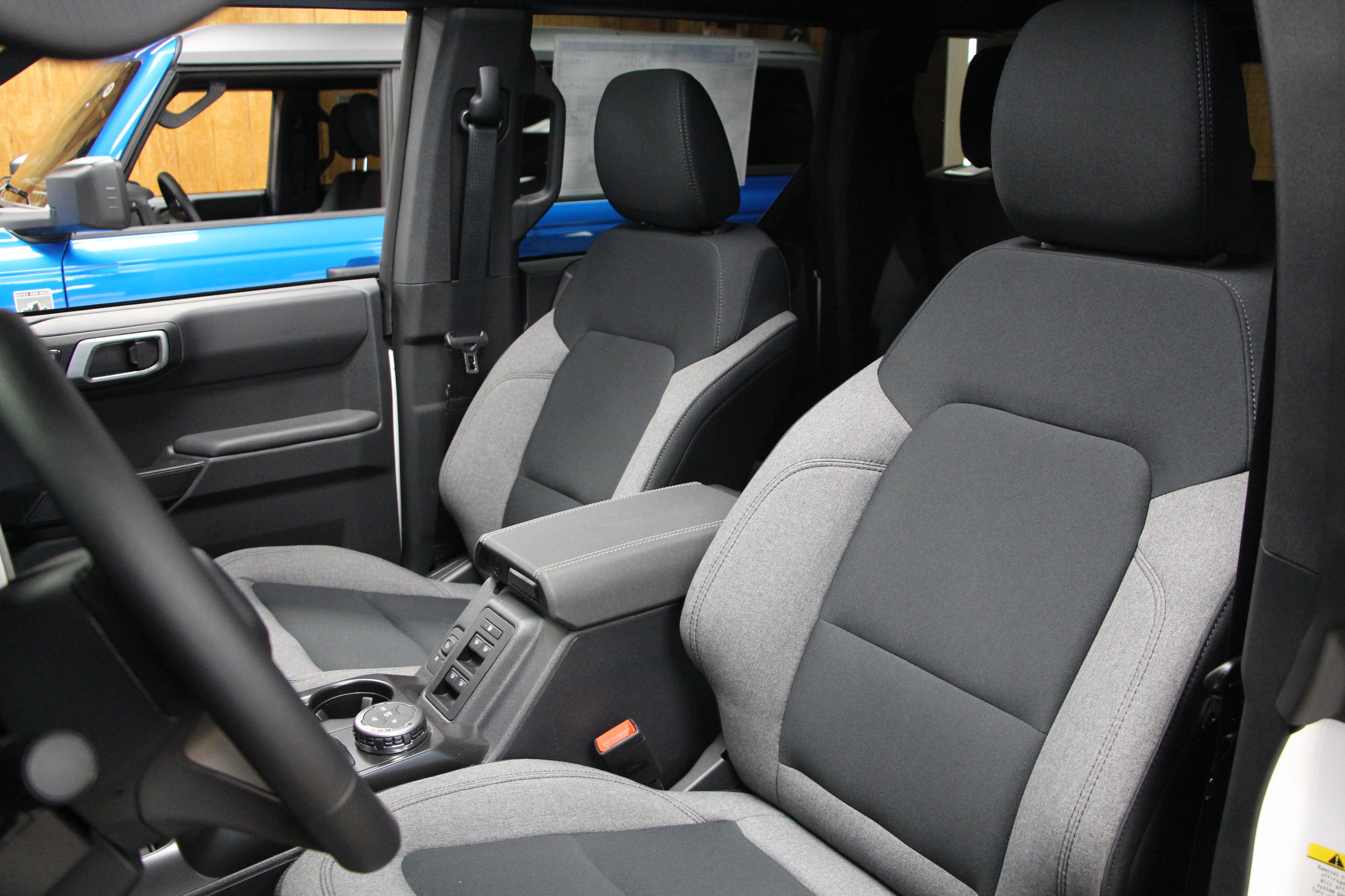 2026 Ford Bronco Big Bend with Custom Soft Top