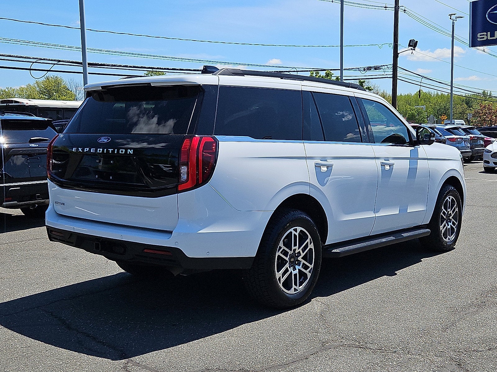 2025 Ford Expedition Active
