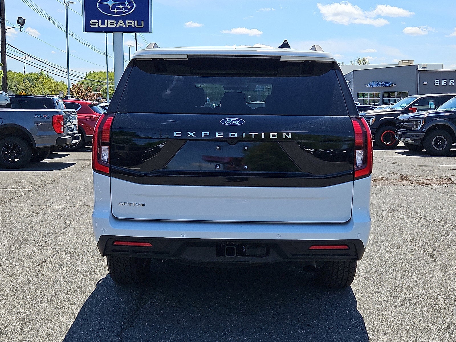 2025 Ford Expedition Active