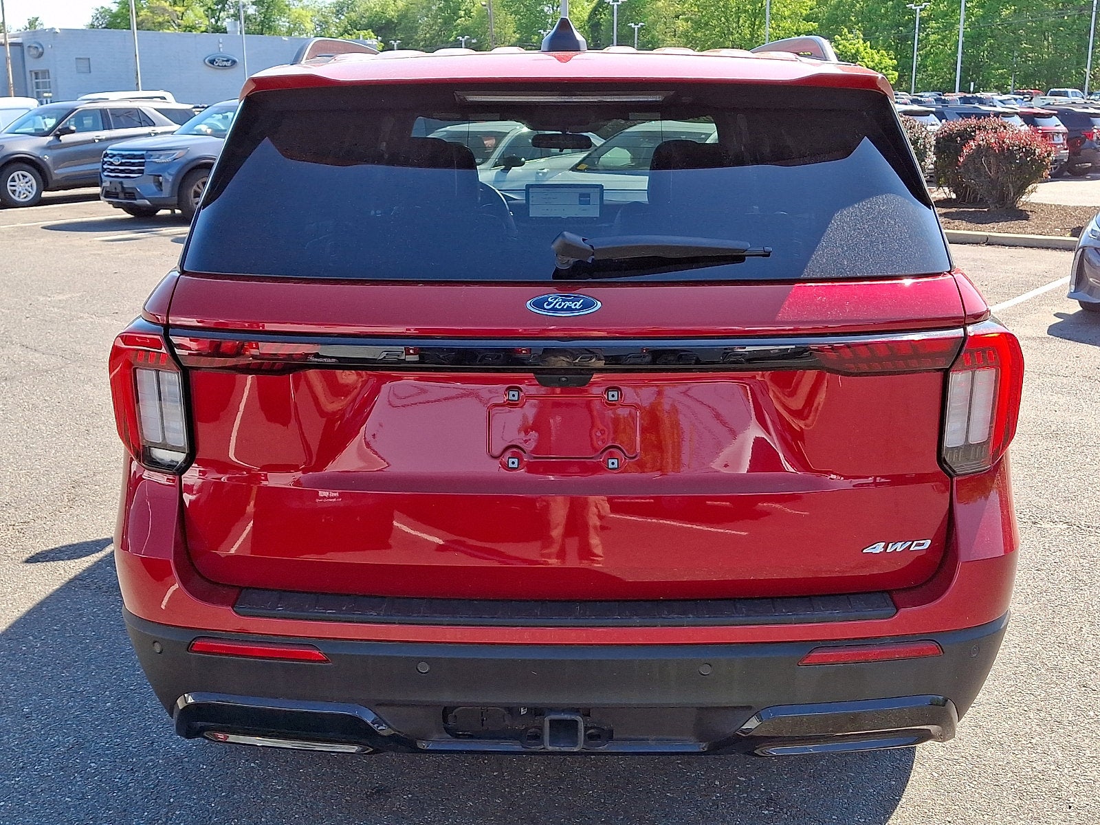 2025 Ford Explorer ST-Line
