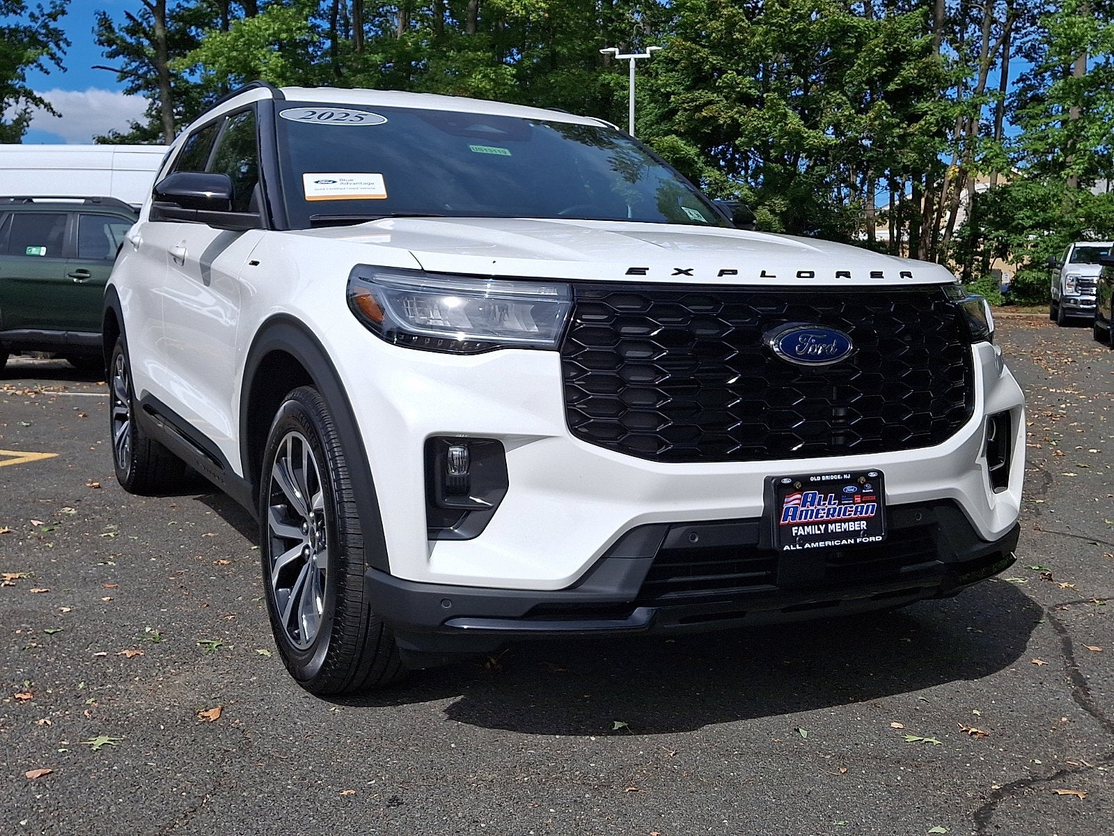 2025 Ford Explorer ST-Line