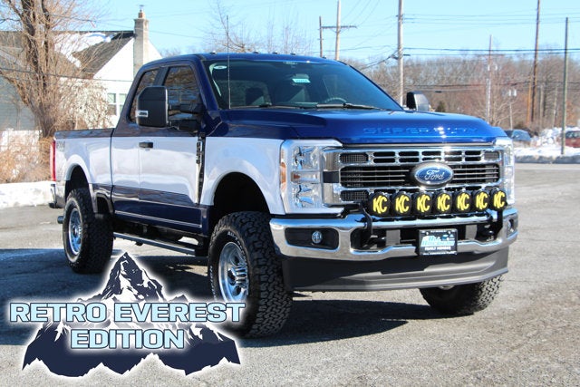 2026 Ford F-250 Retro Everest Edition