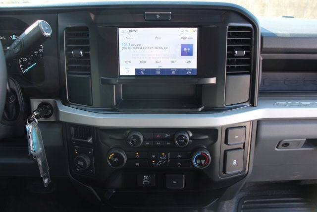 2026 Ford F-250 Retro Everest Edition