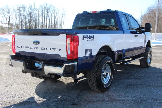 2026 Ford F-250 Retro Everest Edition