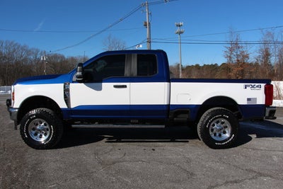 2026 Ford F-250 Retro Everest Edition