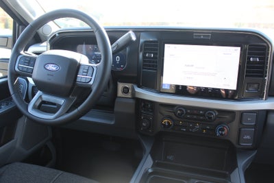 2027 Ford Super Duty F-250 SRW XLT