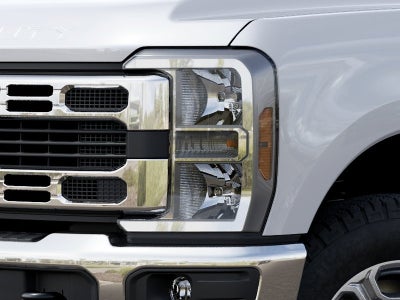 2027 Ford Super Duty F-350 SRW XLT
