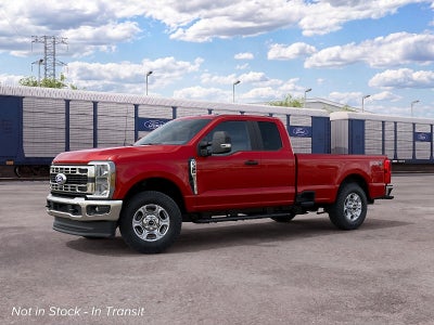 2027 Ford Super Duty F-350 SRW XLT