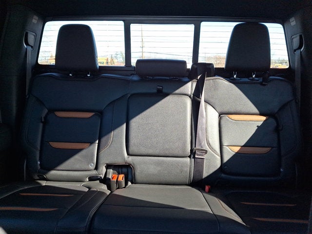 2022 GMC Sierra 1500 Limited AT4