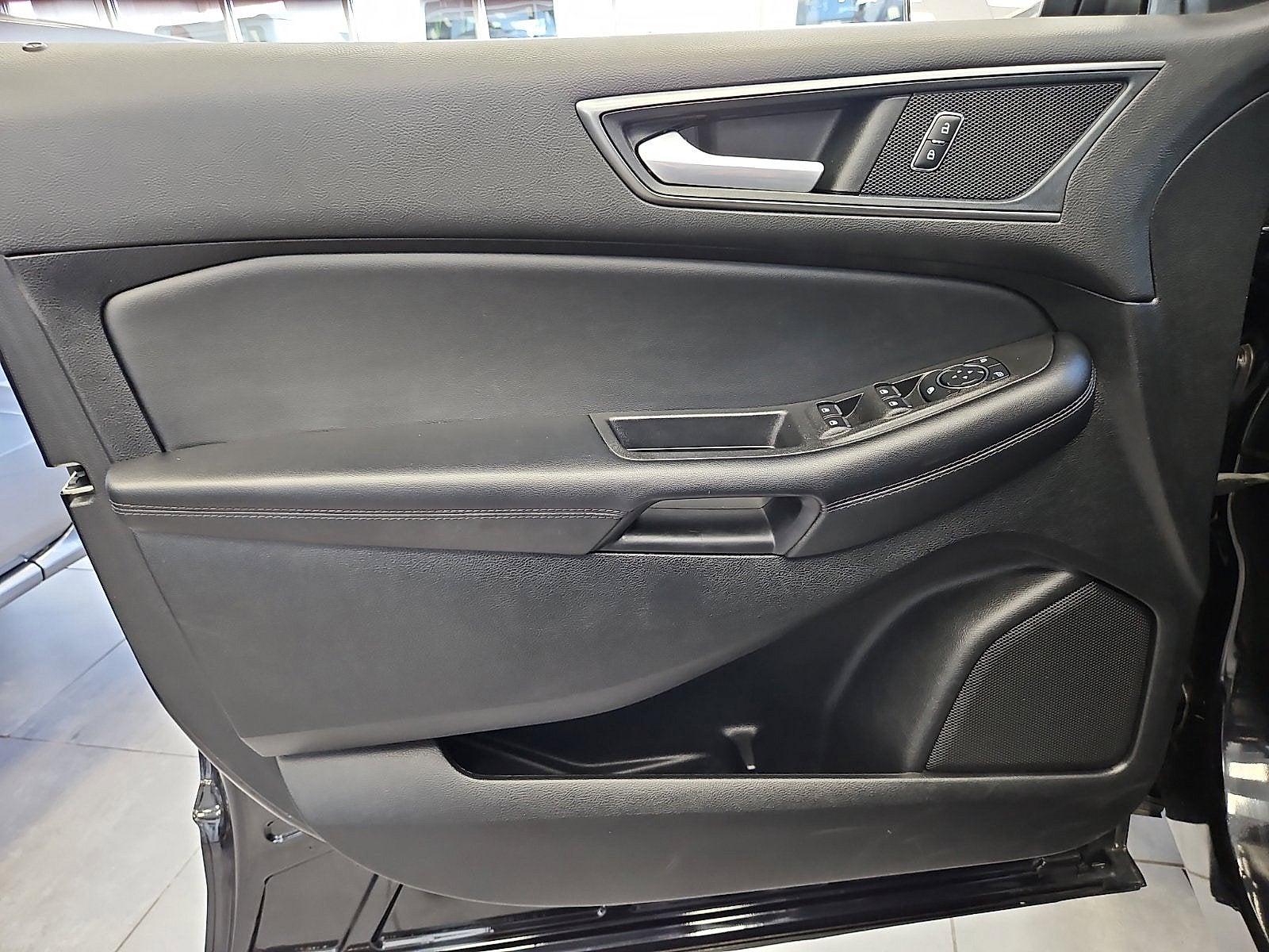 2024 Ford Edge SE
