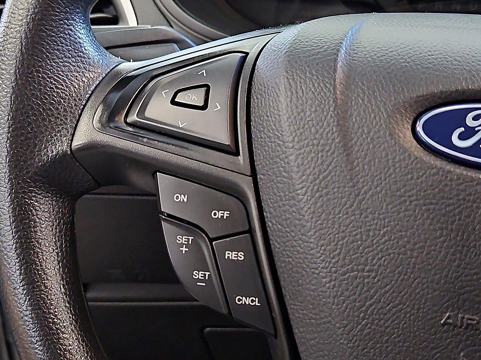 2024 Ford Edge SE