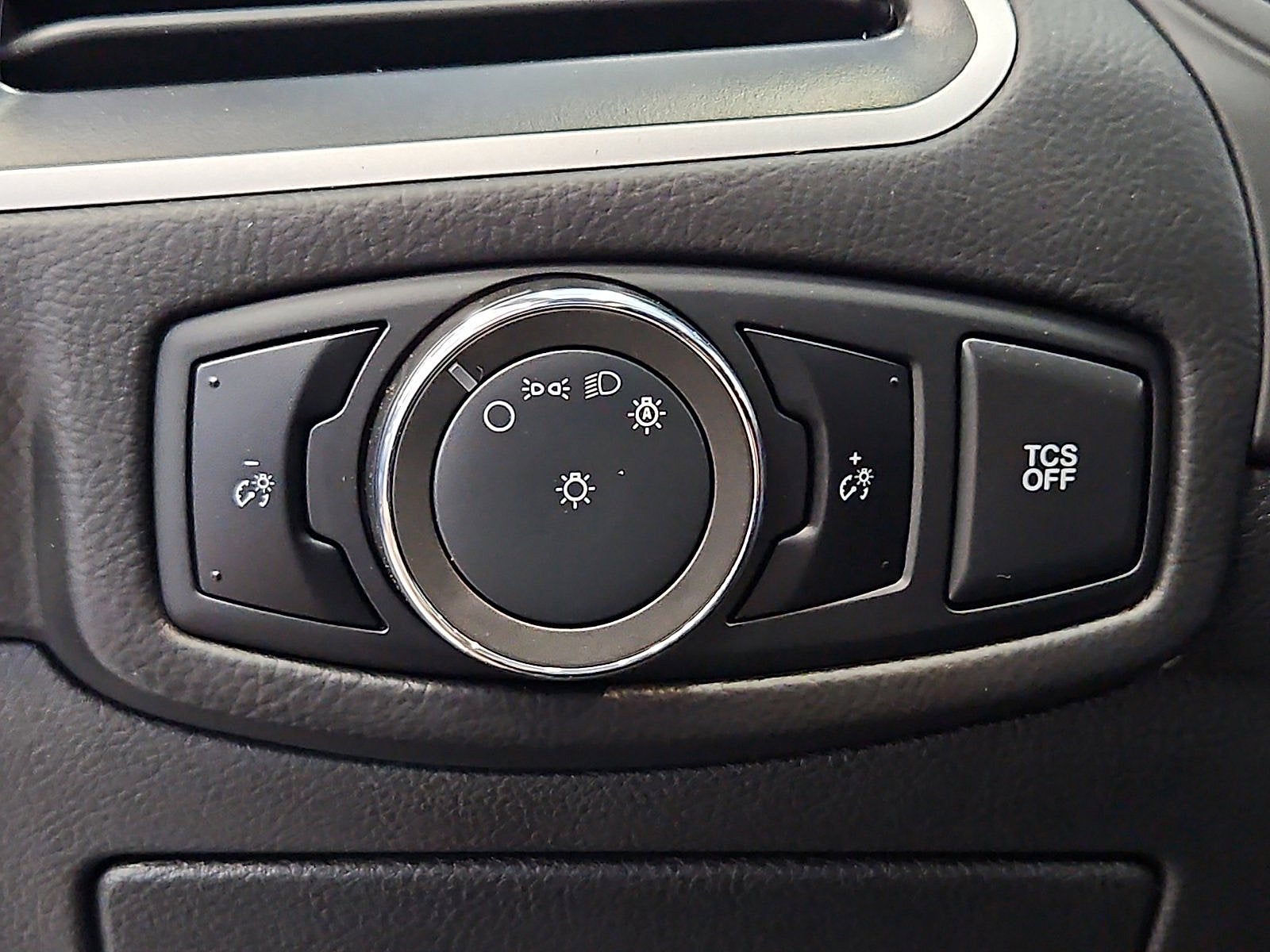 2024 Ford Edge SE