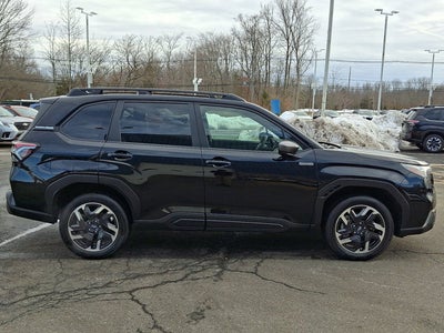 2025 Subaru Forester Hybrid Premium Hybrid