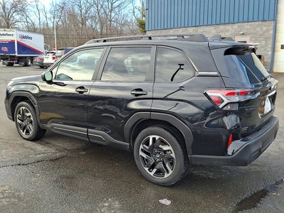 2025 Subaru Forester Hybrid Premium Hybrid