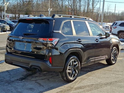 2025 Subaru Forester Hybrid Premium Hybrid