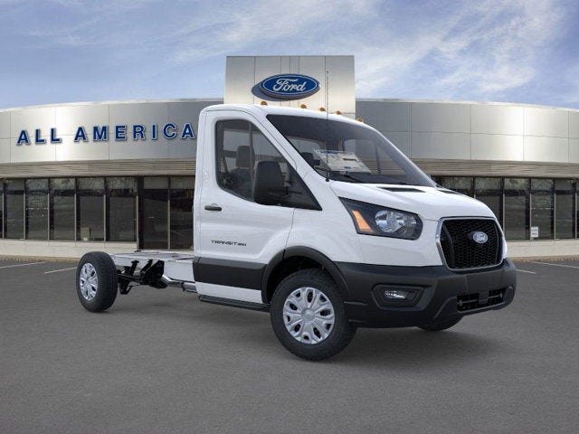 2026 Ford Transit Cutaway Base