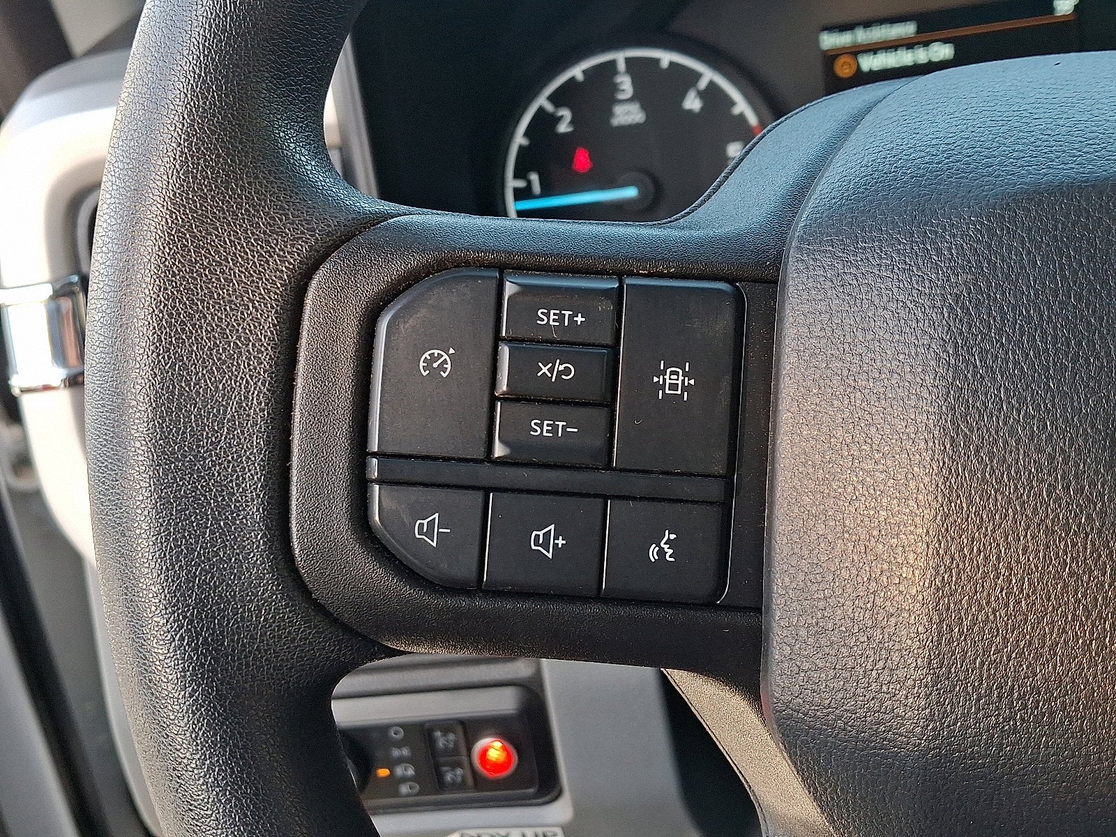2024 Ford Super Duty F-350 DRW Base