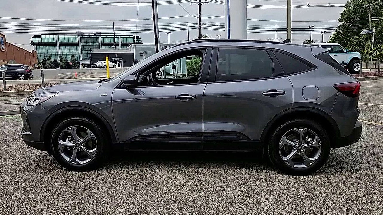 2025 Ford Escape ST-Line