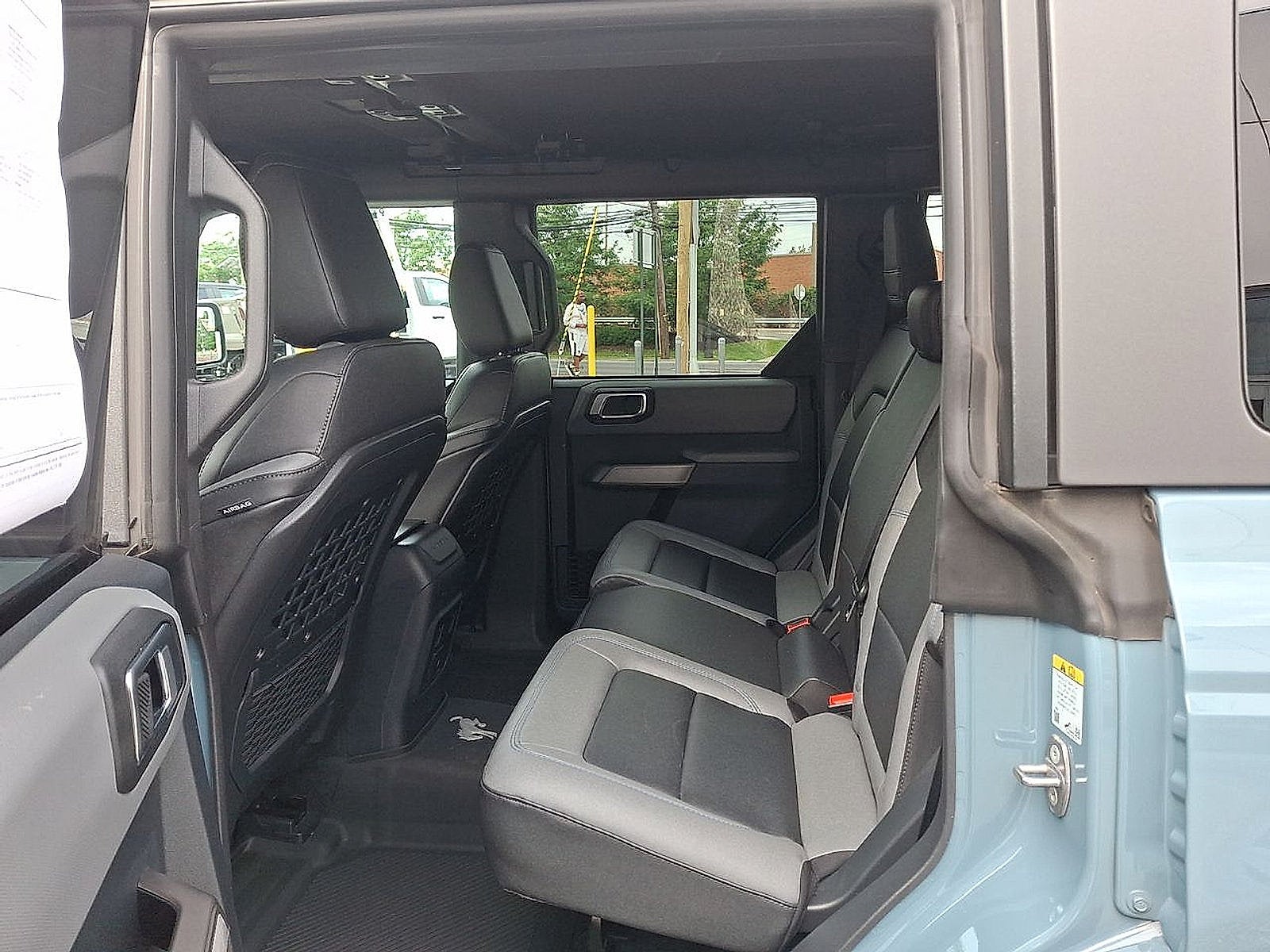 2023 Ford Bronco Base