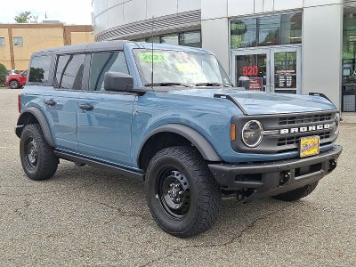 2023 Ford Bronco Base