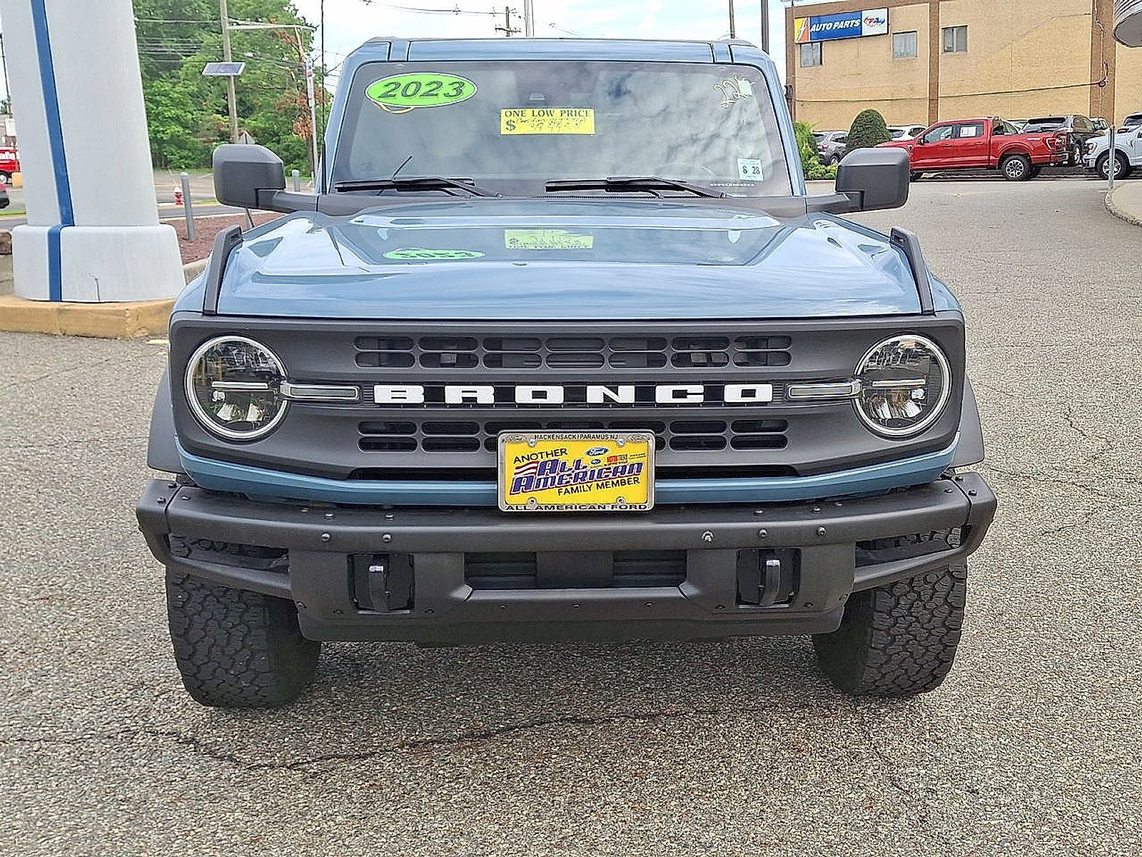 2023 Ford Bronco Base