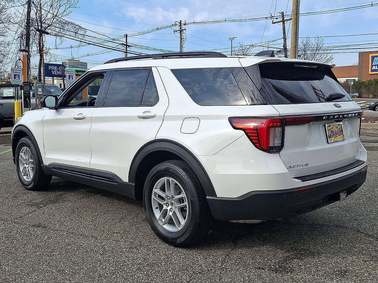 2026 Ford Explorer Base