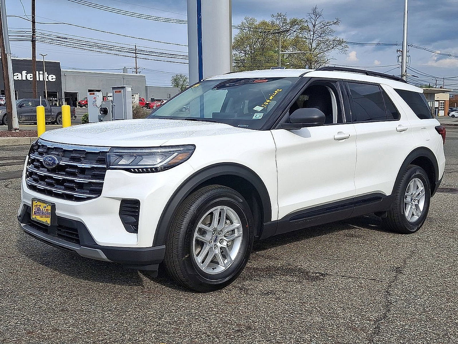 2026 Ford Explorer Base