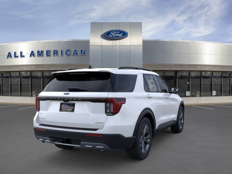 2026 Ford Explorer Base