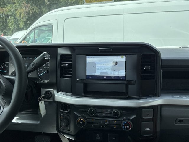 2026 Ford Super Duty F-350 SRW Base