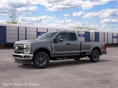 2027 Ford Super Duty F-350 SRW XLT