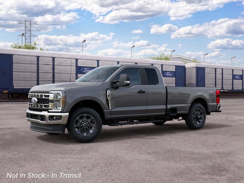 2027 Ford Super Duty F-350 SRW XLT