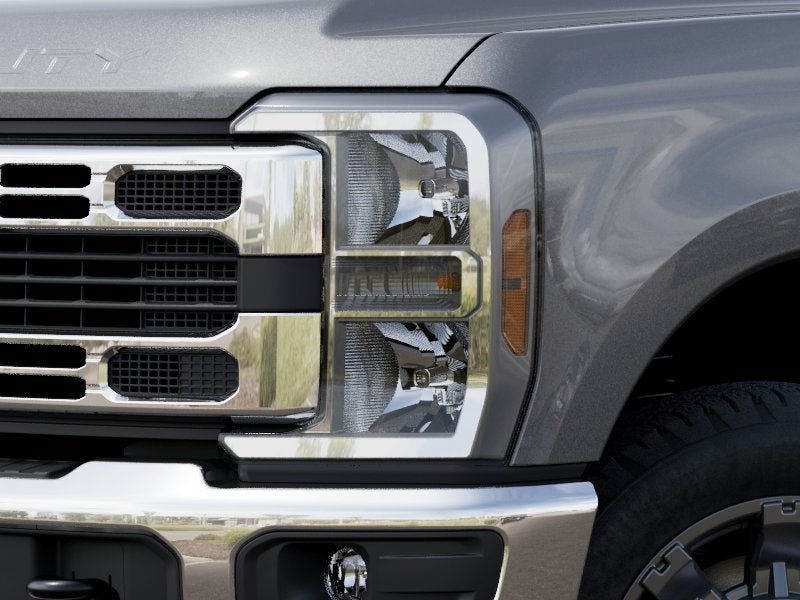 2027 Ford Super Duty F-350 SRW XLT