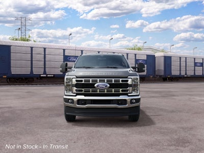 2027 Ford Super Duty F-350 SRW XLT