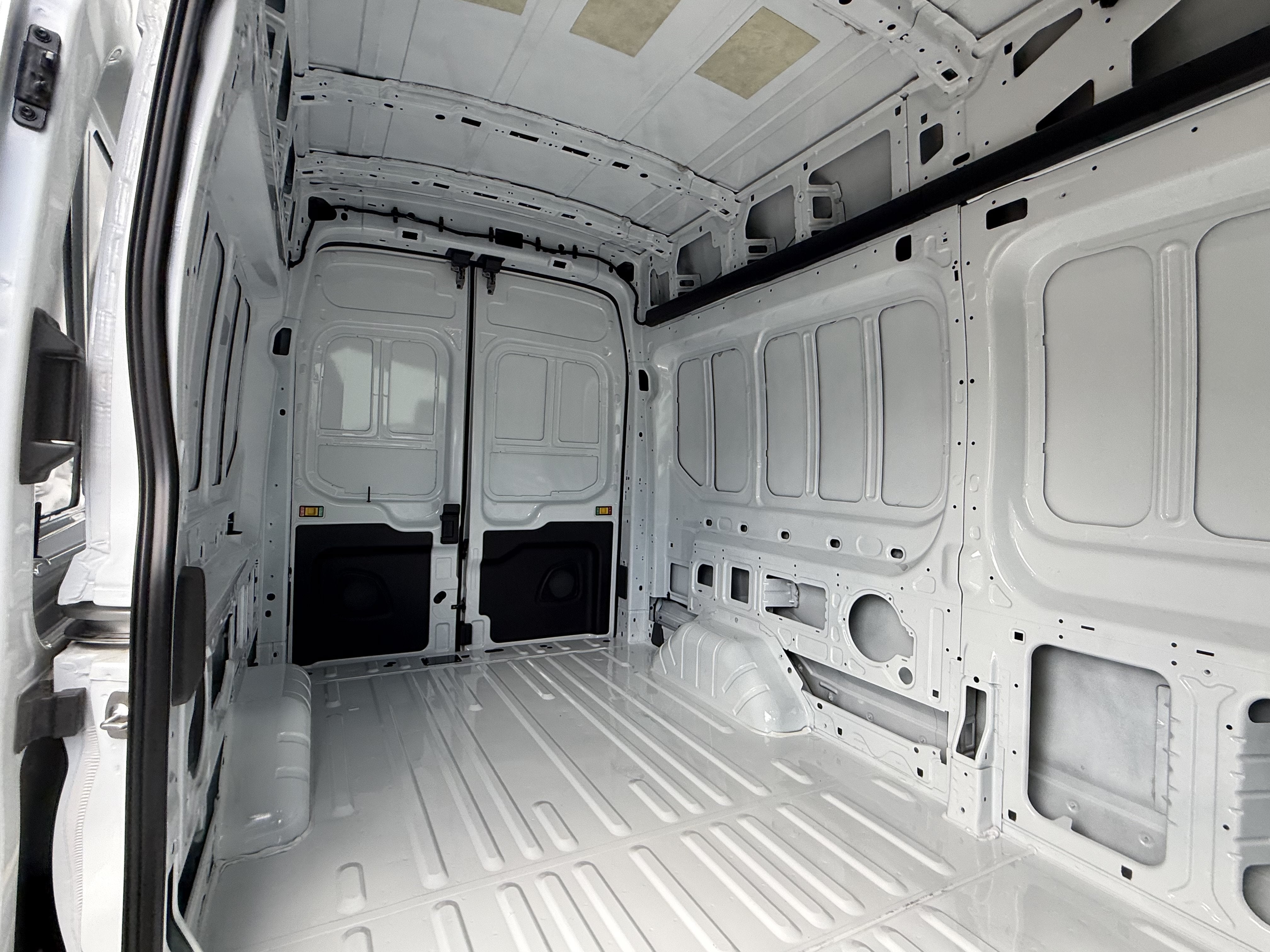 2026 Ford Transit Cargo Van Base