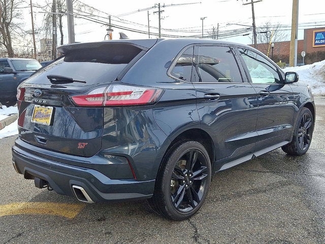 2022 Ford Edge ST